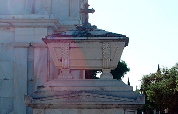 Panteón Familia Ruíz-Tagle Cementerio Mancomunado Chiclana